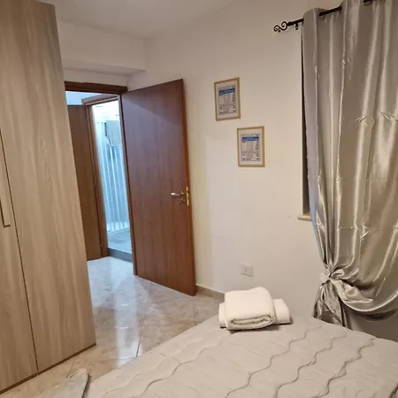 Vicolo Stretto Centro Storico 3*